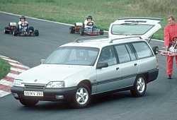 Opel Omega A Kombi 2.3 TD 90KM 66kW 1986-1988