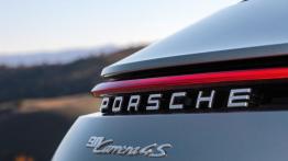 Porsche 911 Carrera (2019) - emblemat