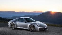 Porsche 911 Carrera (2019) - prawy bok