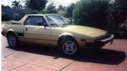 Fiat X19 - prawy bok