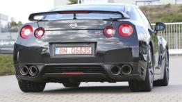 Nissan GT-R 2013 - widok z tyłu