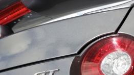 Nissan GT-R 2013 - emblemat