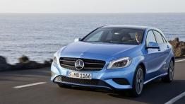 Mercedes A 180 CDI (W176) 2012 - widok z przodu