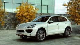 Porsche Cayenne II SUV 4.8 V8 550KM 405kW od 2012