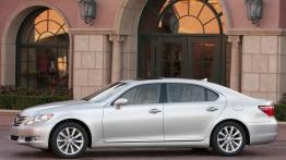 Lexus LS IV Sedan L 600h 445KM 327kW 2006-2012