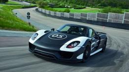 Porsche 918 Spyder Concept (2012) - widok z przodu