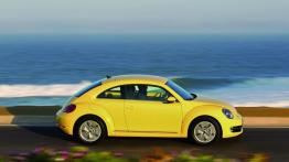 Volkswagen Beetle 2012 - prawy bok