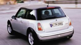 Mini Cooper 2002 - widok z tyłu