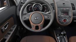 Kia Soul 2012 - kokpit