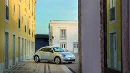 Volkswagen Beetle 2012 - prawy bok