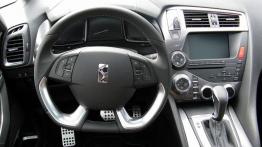 Citroen DS5 2.0 HDi 163KM - galeria redakcyjna - kokpit