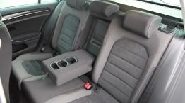 Volkswagen Golf VII Variant 2.0 TDI - galeria redakcyjna - tylna kanapa