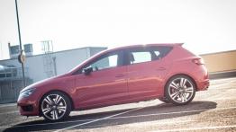 Seat Leon III Cupra 5d - galeria redakcyjna (2) - lewy bok