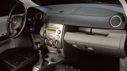 Mazda 2 - pełny panel przedni