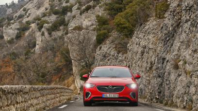 Opel Insignia II Grand Sport GSi