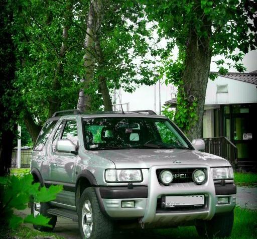 Opel Frontera B Sport 2.5 TD 116KM 85kW 1998-2000