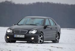 Mercedes Klasa C W203 Sedan W203 AMG 3.0 (C 30 CDI AMG) 231KM 170kW 2002-2004 - Oceń swoje auto