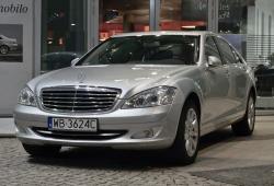 Mercedes Klasa S W221 Limuzyna AMG 6.2 V8 (63 AMG) L 525KM 386kW 2006-2009 - Oceń swoje auto