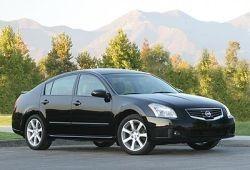 Nissan Maxima VI