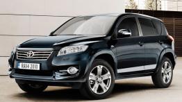 Toyota RAV4 2010 - widok z przodu