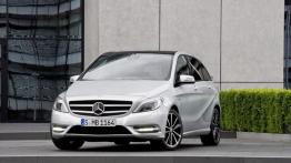 Mercedes B200 CDI 2012 - widok z przodu