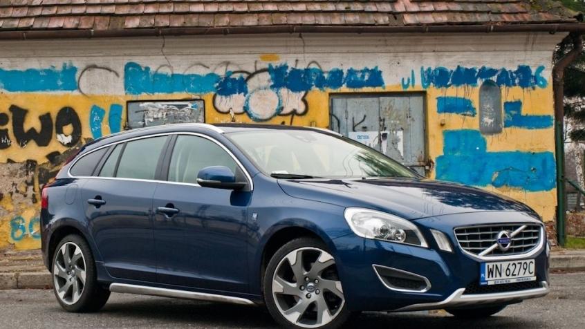 Volvo V60 I Kombi 2.0 T5 240KM 177kW 2010-2013