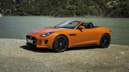 Jaguar F-Type V8S Firesand - lewy bok