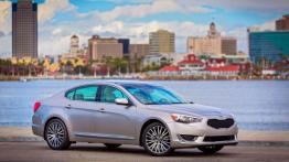 Kia Cadenza 2014 - prawy bok