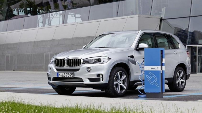 BMW X5 F15 SUV sDrive25d 218KM 160kW 2013-2015