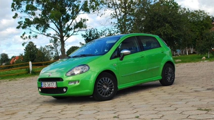 Fiat Punto Punto 2012 Hatchback 5d 1.4 8v 77KM 57kW 2012-2015