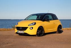 Opel Adam Hatchback