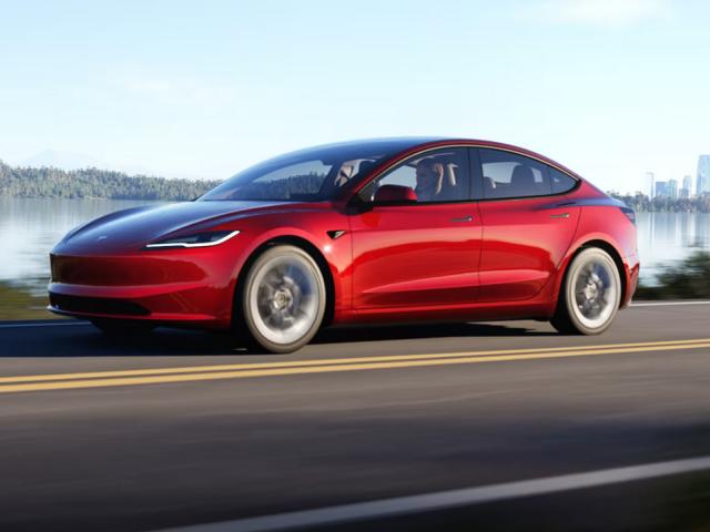 Tesla Model 3 Sedan Facelifting 2023 - Oceń swoje auto