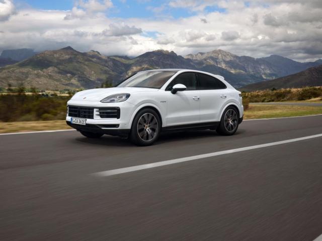 Porsche Cayenne III Coupe Plug-In Facelifting 3.0 470KM 346kW od 2023