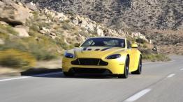 Aston Martin V12 Vantage S (2013) - widok z przodu