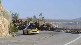 Aston Martin V12 Vantage S (2013) - widok z przodu