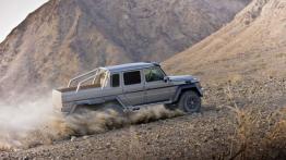 Mercedes G63 AMG 6x6 (2013) - prawy bok