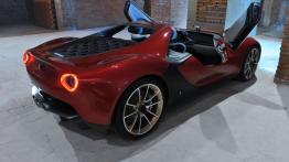 Pininfarina Sergio Concept (2013) - widok z tyłu