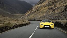 Aston Martin V12 Vantage S (2013) - widok z przodu