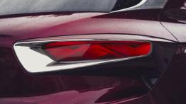 Citroen DS Wild Rubis Concept (2013) - prawy tylny reflektor - włączony