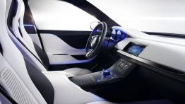 Jaguar C-X17 Concept (2013) - kokpit