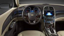 Chevrolet Malibu Eco 2013 - kokpit