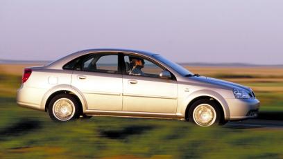 Daewoo Nubira II Hatchback