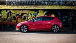 Seat Leon III Cupra 5d - galeria redakcyjna (3) - lewy bok