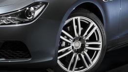 Maserati Ghibli III Sedan 3.0 V6 330KM 243kW od 2013