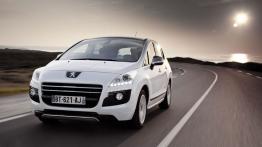 Peugeot 3008 HYbrid4 - widok z przodu