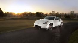 Nissan 370Z Nismo 2013 - widok z przodu