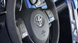 Toyota Yaris Hybrid-R Concept (2013) - kierownica