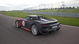 Porsche 918 Spyder Concept (2013) - lewy bok