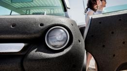 Toyota ME.WE Concept (2013) - lewy przedni reflektor - wyłączony