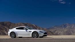 Aston Martin V12 Vantage S (2013) - prawy bok